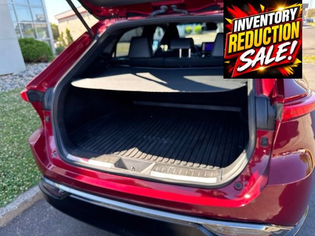 Used 2024 Toyota Venza Nightshade AWD/4WD image 32