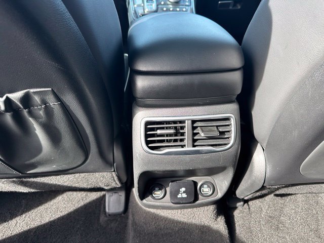 Used 2022 Hyundai Santa Fe Limited AWD/4WD image 18