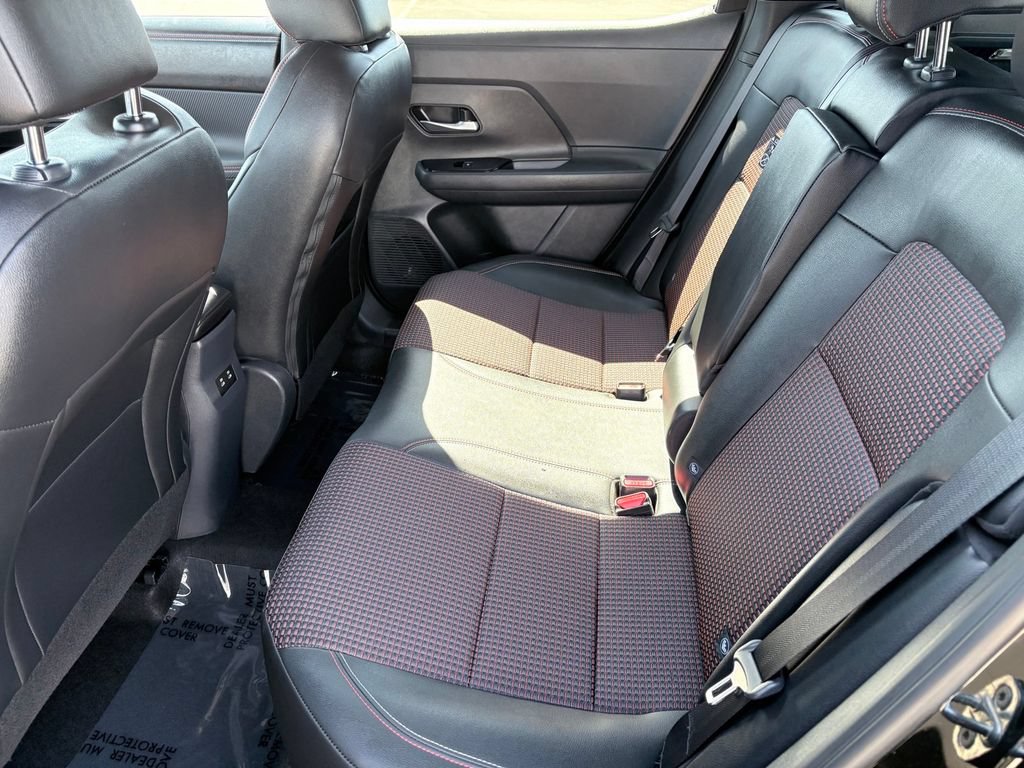 New 2026 Nissan Kicks SR AWD/4WD image 6
