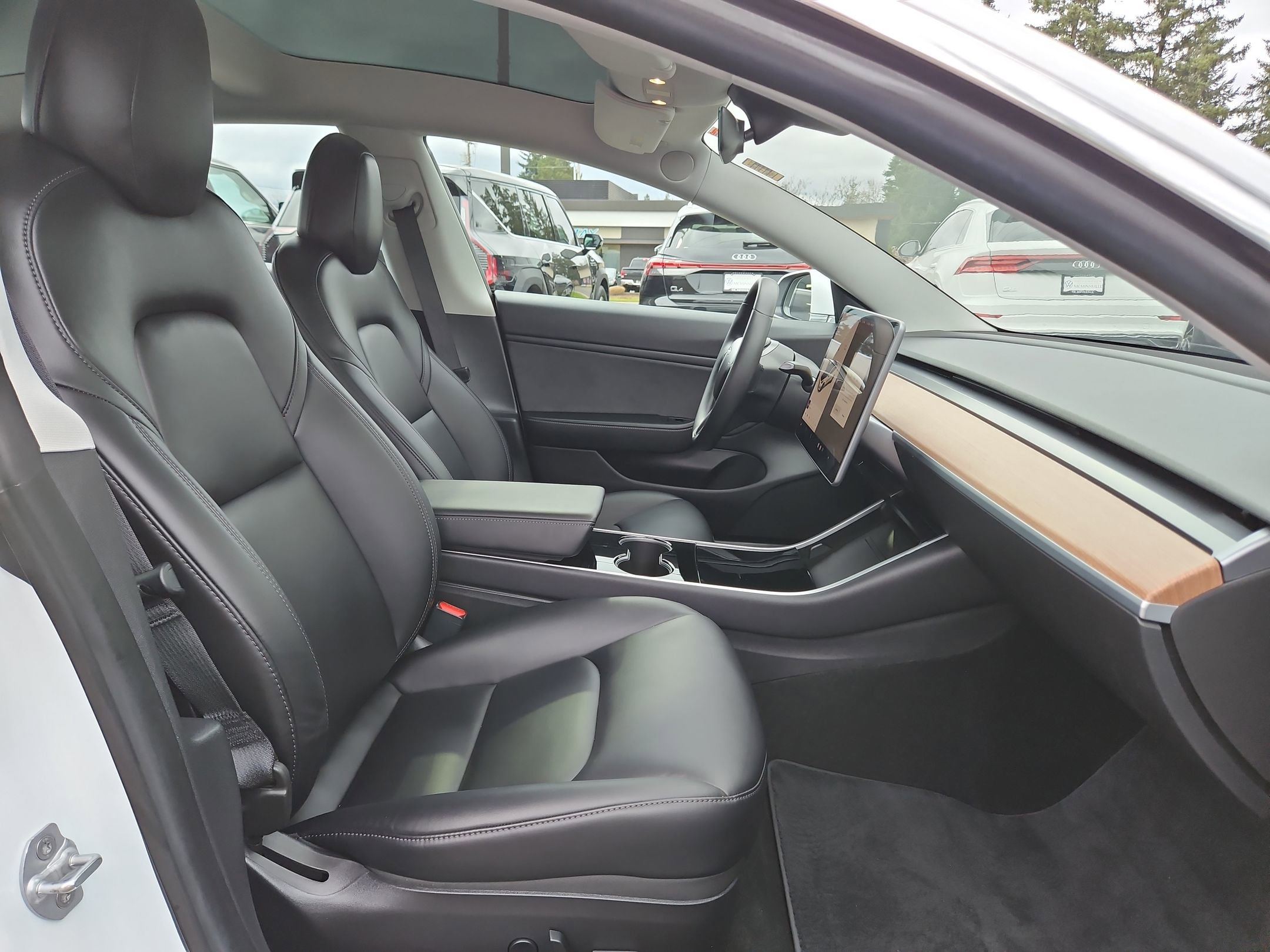 Used 2018 Tesla Model 3 Long Range image 29