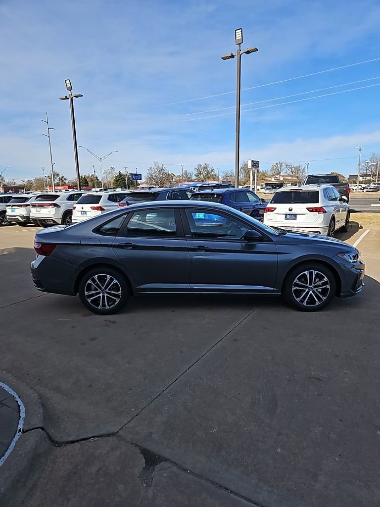 New 2026 Volkswagen Jetta Sport FWD image 4
