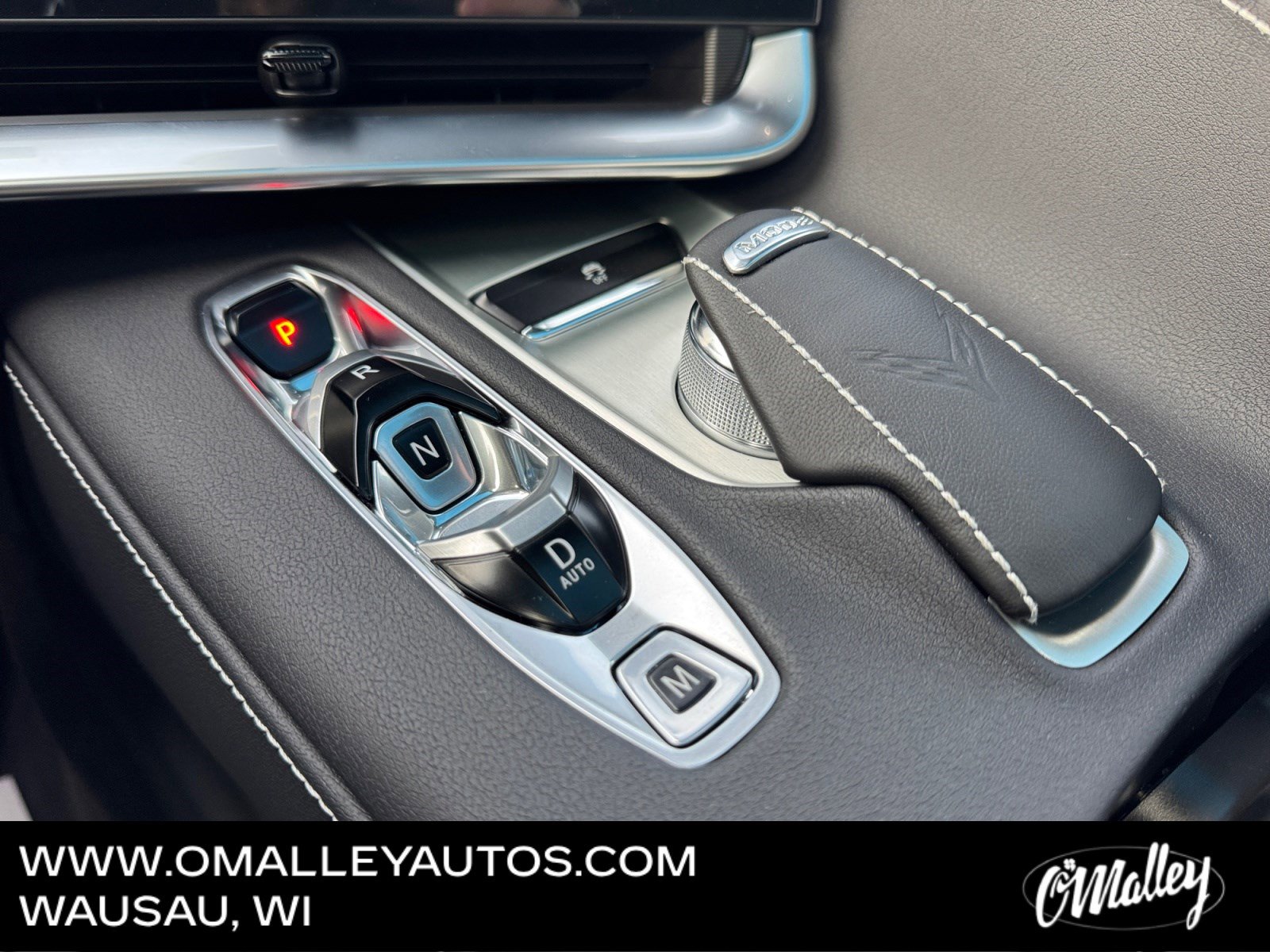 Used 2025 Chevrolet Corvette Stingray Coupe w/ Z51 Performance Package image 21