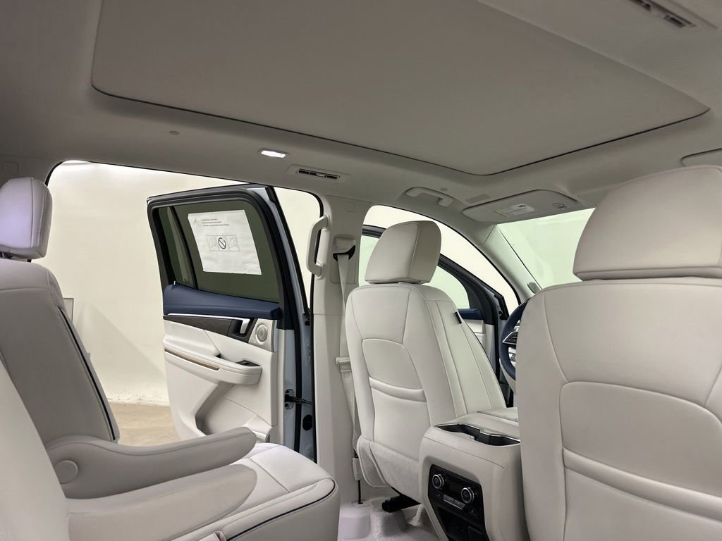 New 2026 Buick Enclave Avenir w/ Super Cruise Package AWD/4WD image 19