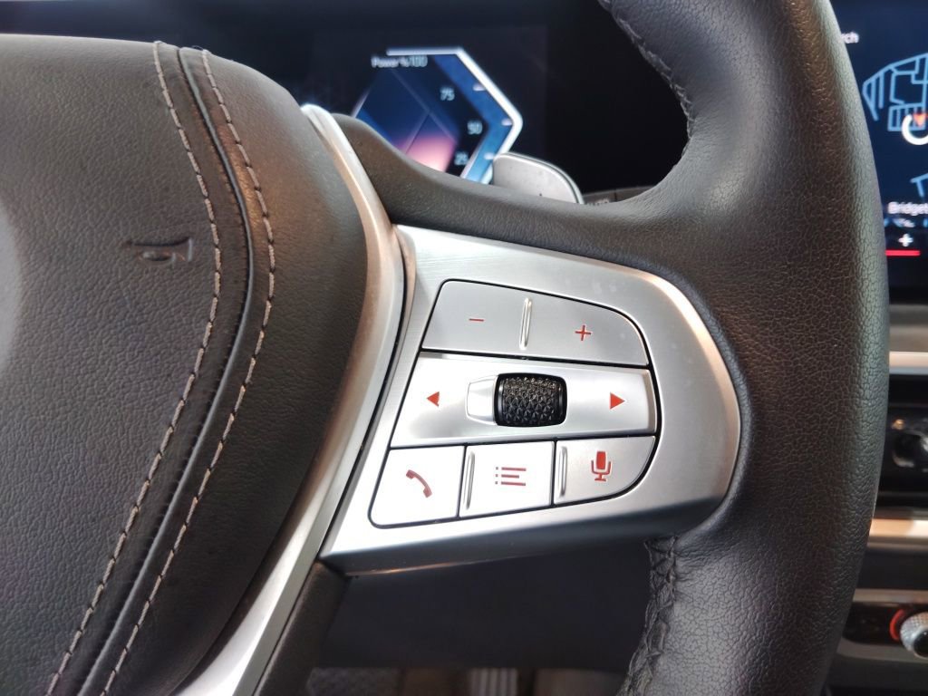 Used 2023 BMW X7 xDrive40i w/ Premium Package image 14