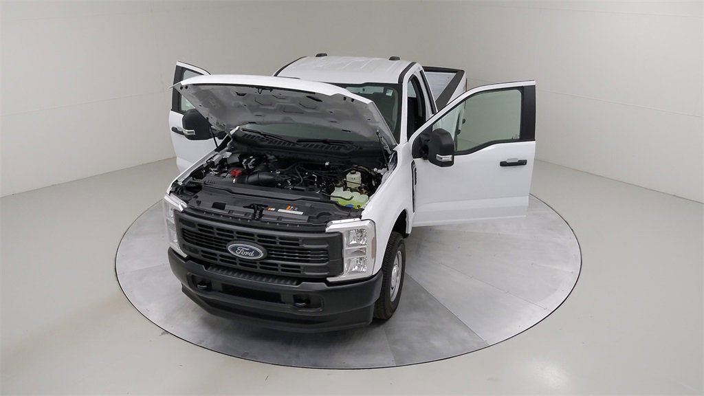 New 2026 Ford F250 XL image 40