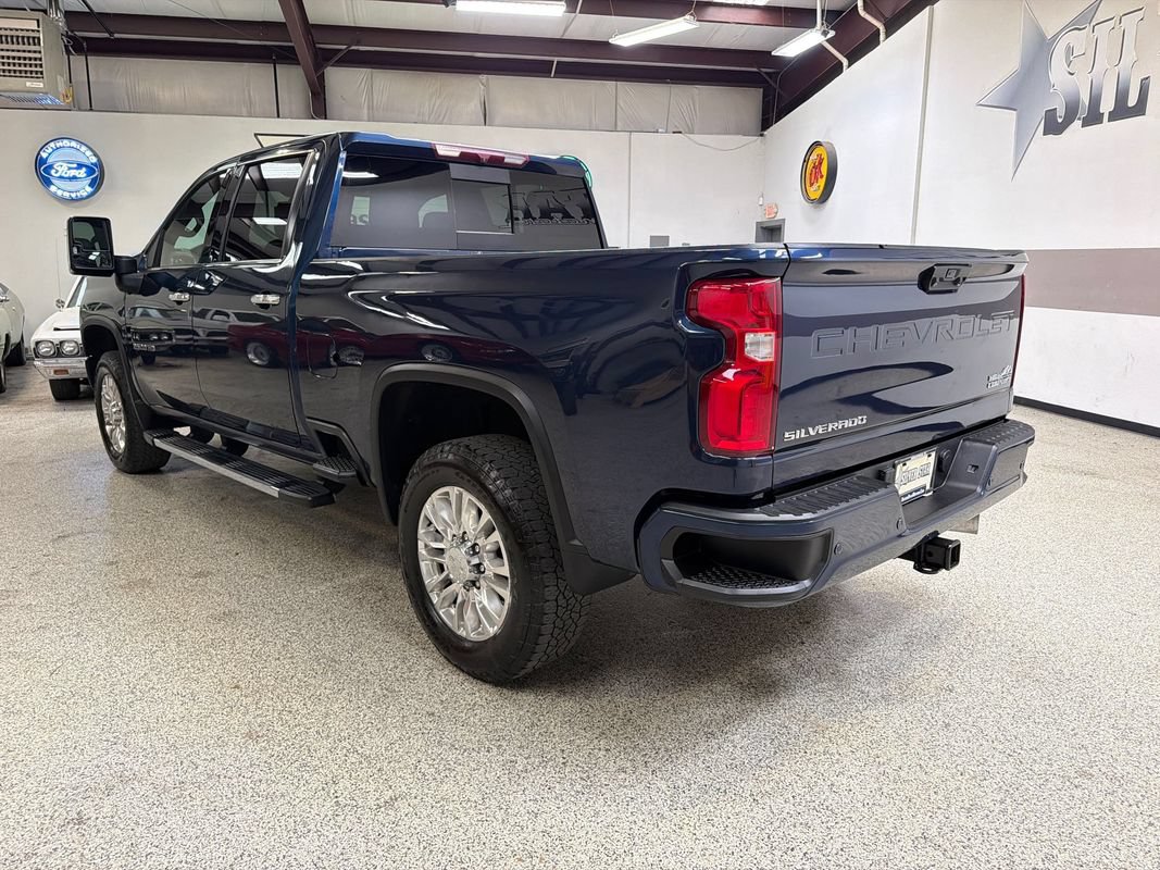 Used 2023 Chevrolet Silverado 2500 High Country AWD/4WD image 5