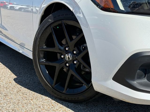 Used 2024 Honda Civic Sport image 2