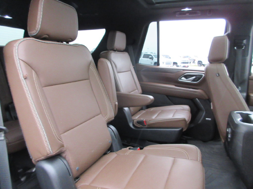 Certified 2023 Chevrolet Tahoe High Country w/ Premium Package 2 AWD/4WD image 26