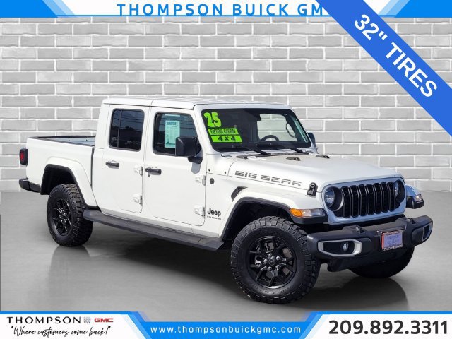 Used 2025 Jeep Gladiator Sport