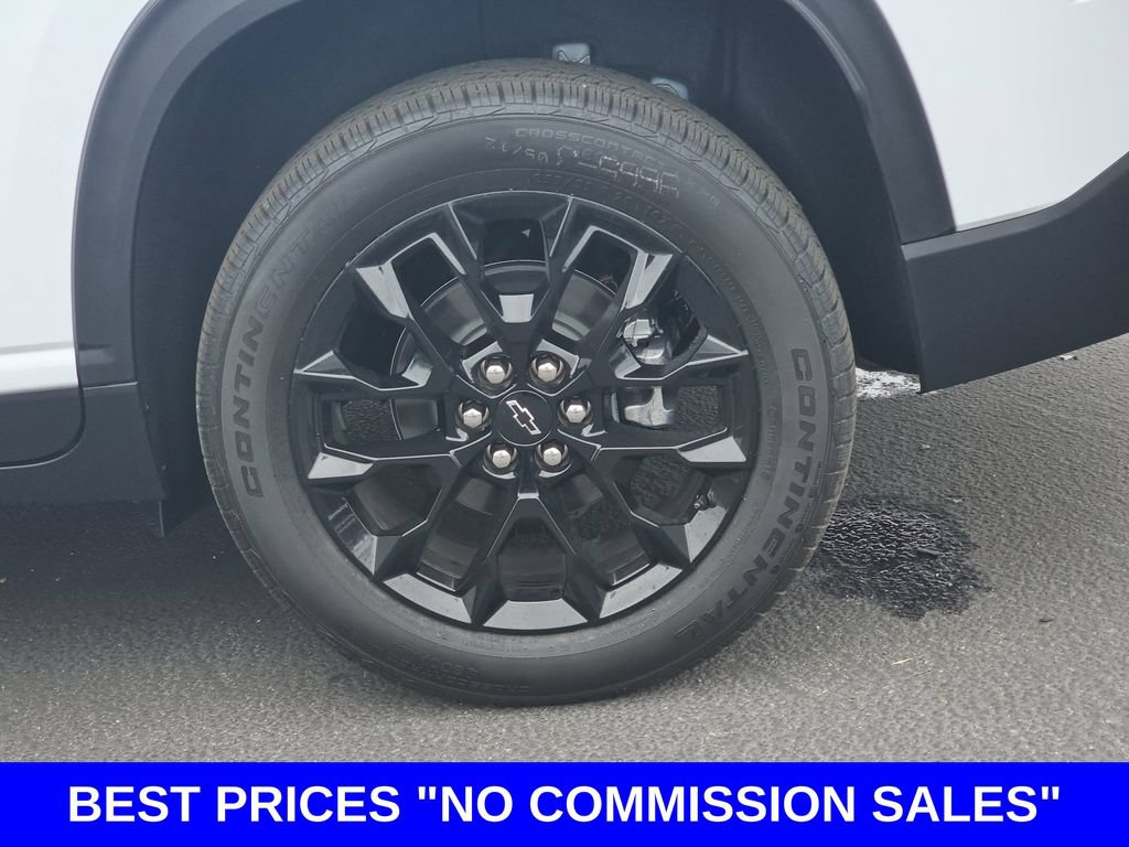 New 2026 Chevrolet Traverse LT w/ Midnight/Sport Edition FWD image 39