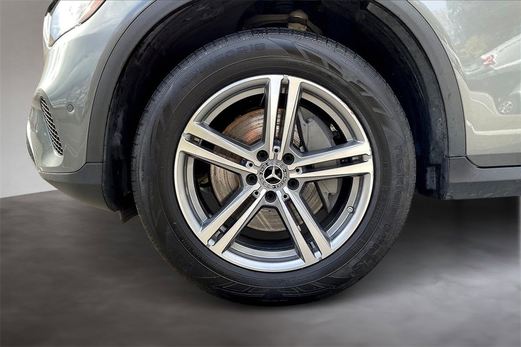 Used 2021 Mercedes-Benz GLC 300 4MATIC image 28
