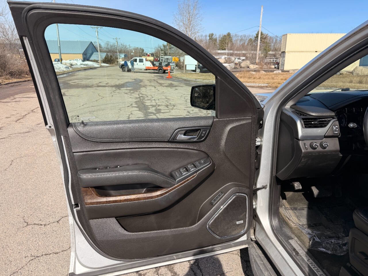 Used 2017 Chevrolet Tahoe LT image 11