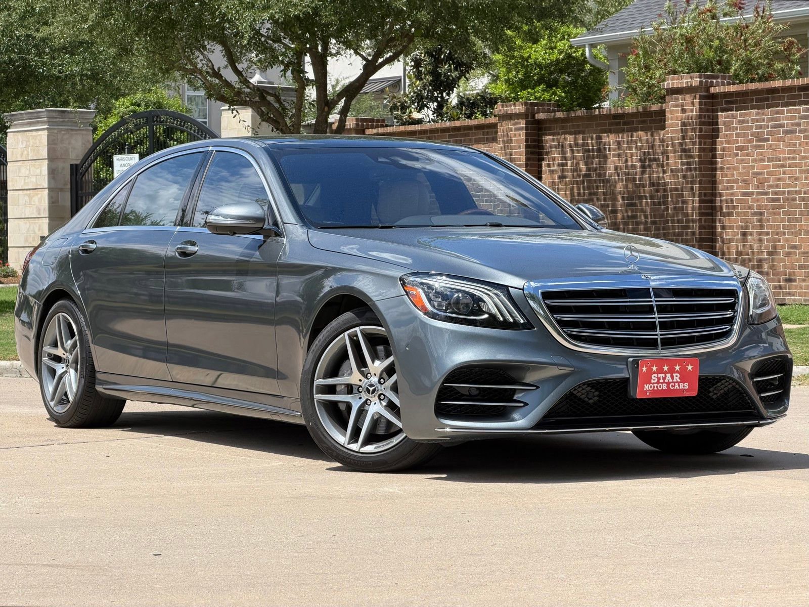 Used 2019 Mercedes-Benz S 560 Sedan image 1