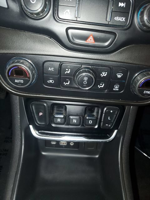 Used 2020 GMC Terrain SLE w/ Driver Convenience Package AWD/4WD image 25