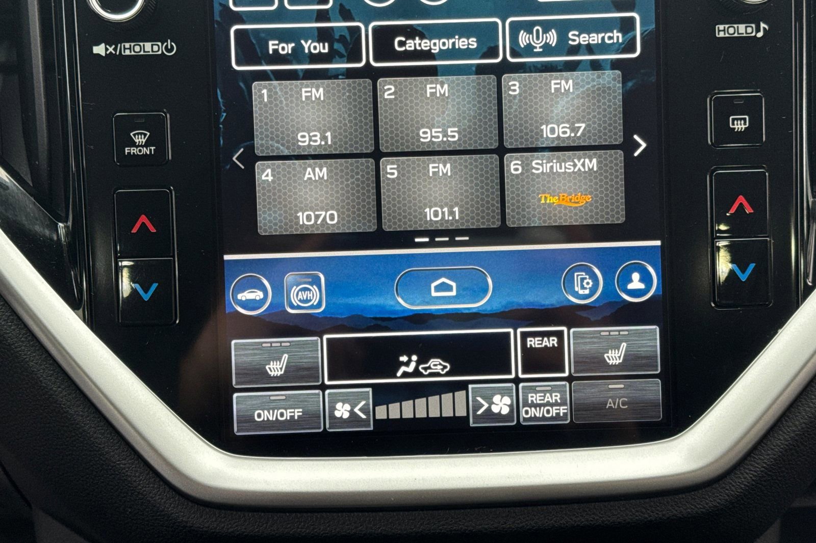 Certified 2023 Subaru Ascent Premium w/ Convenience Package image 24