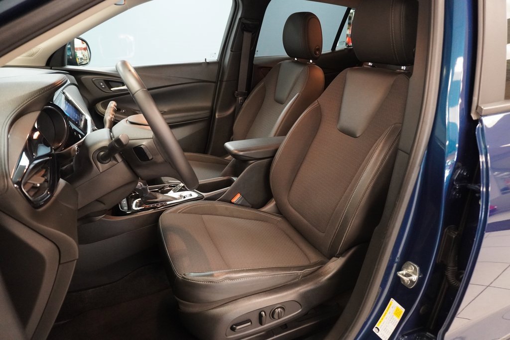 Certified 2021 Buick Encore GX Select image 4