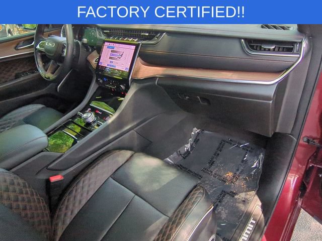 Certified 2025 Jeep Grand Cherokee Summit AWD/4WD image 38