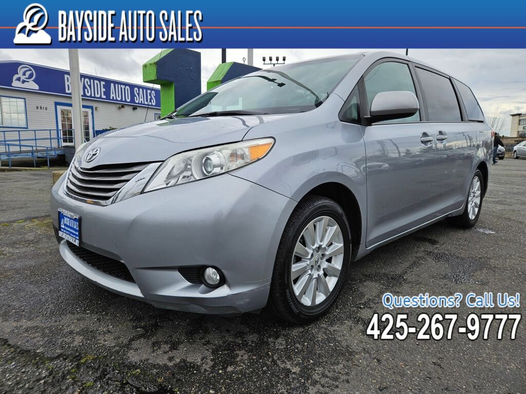 Used 2011 Toyota Sienna XLE AWD/4WD image 1