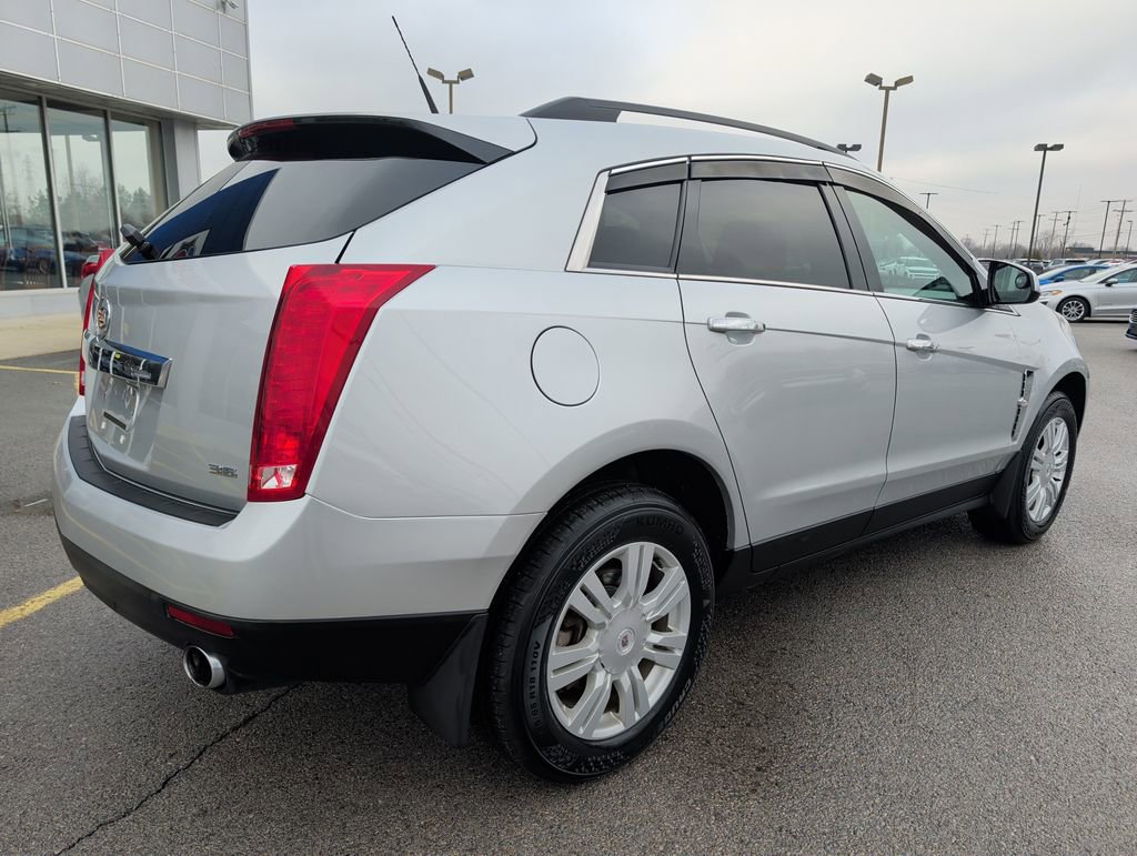 Used 2012 Cadillac SRX FWD image 7