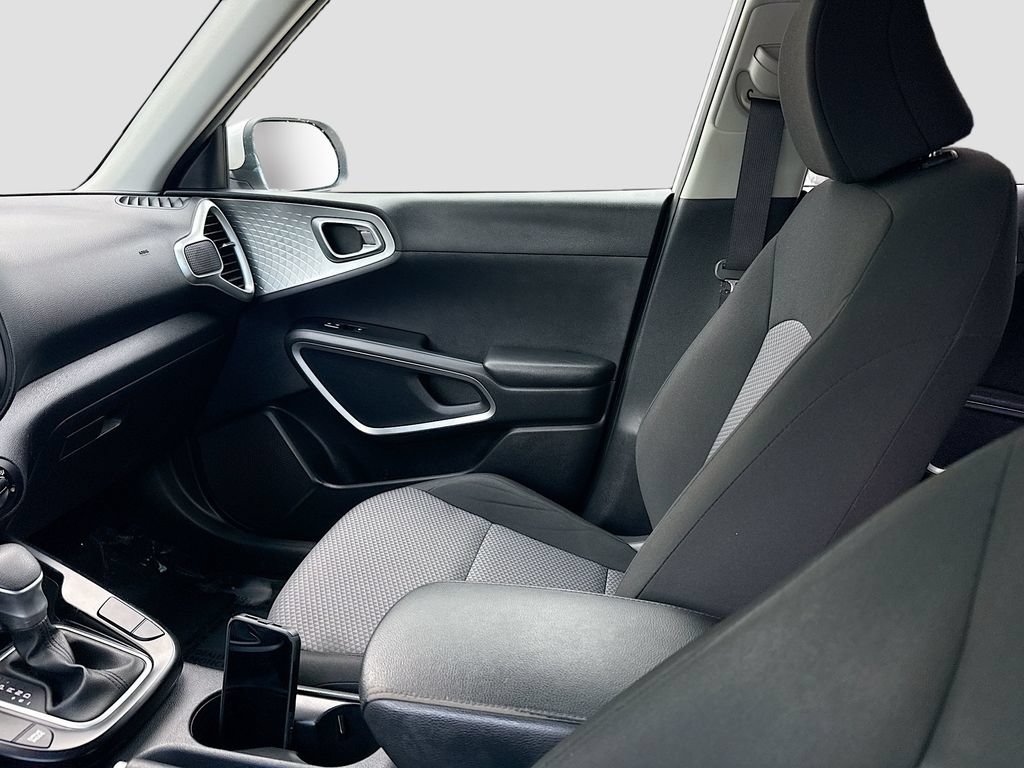 Used 2020 Kia Soul LX FWD image 21