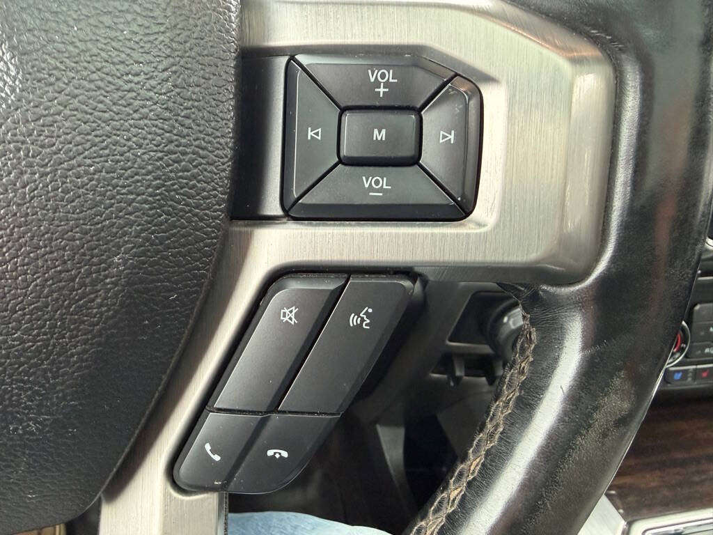Used 2017 Ford F150 Platinum w/ Equipment Group 701A Luxury AWD/4WD image 18