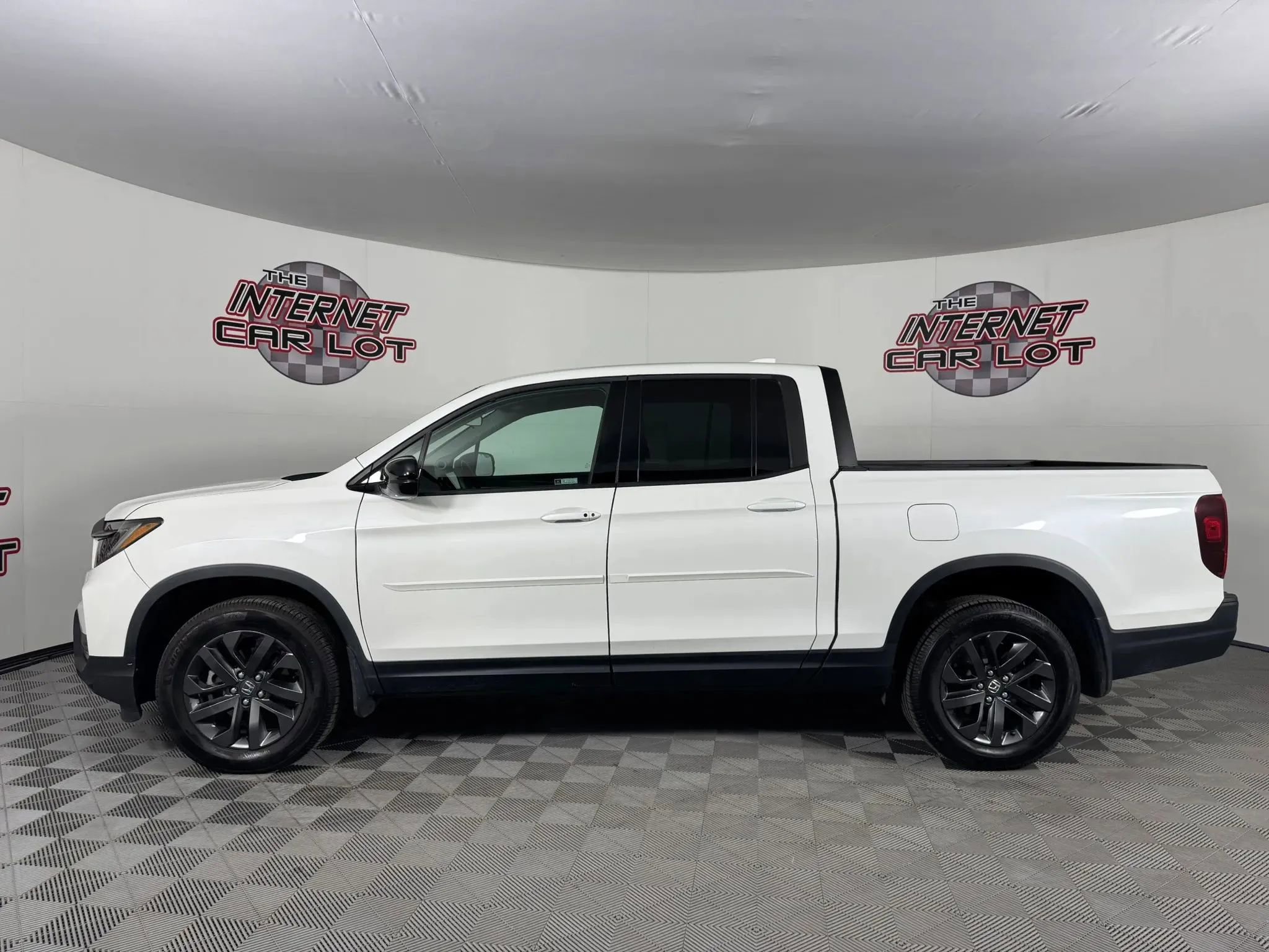 Used 2021 Honda Ridgeline Sport image 4