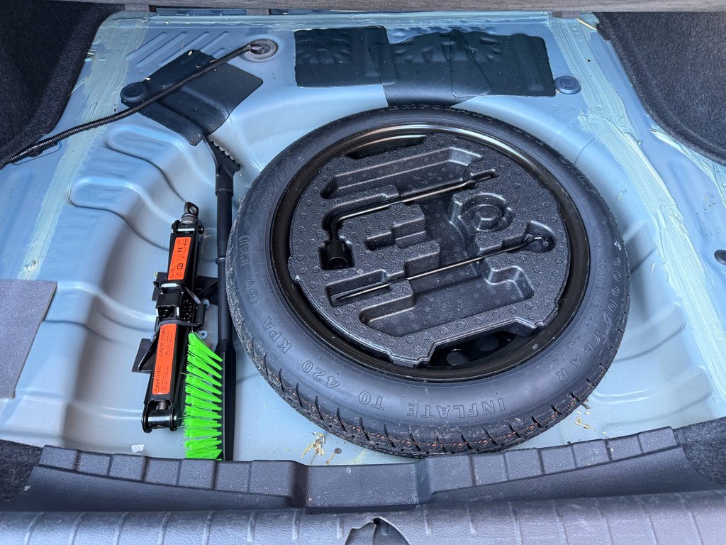 Used 2024 Nissan Sentra SV image 13