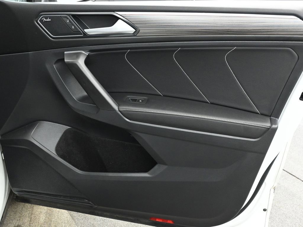 Used 2022 Volkswagen Tiguan SEL R-Line image 20