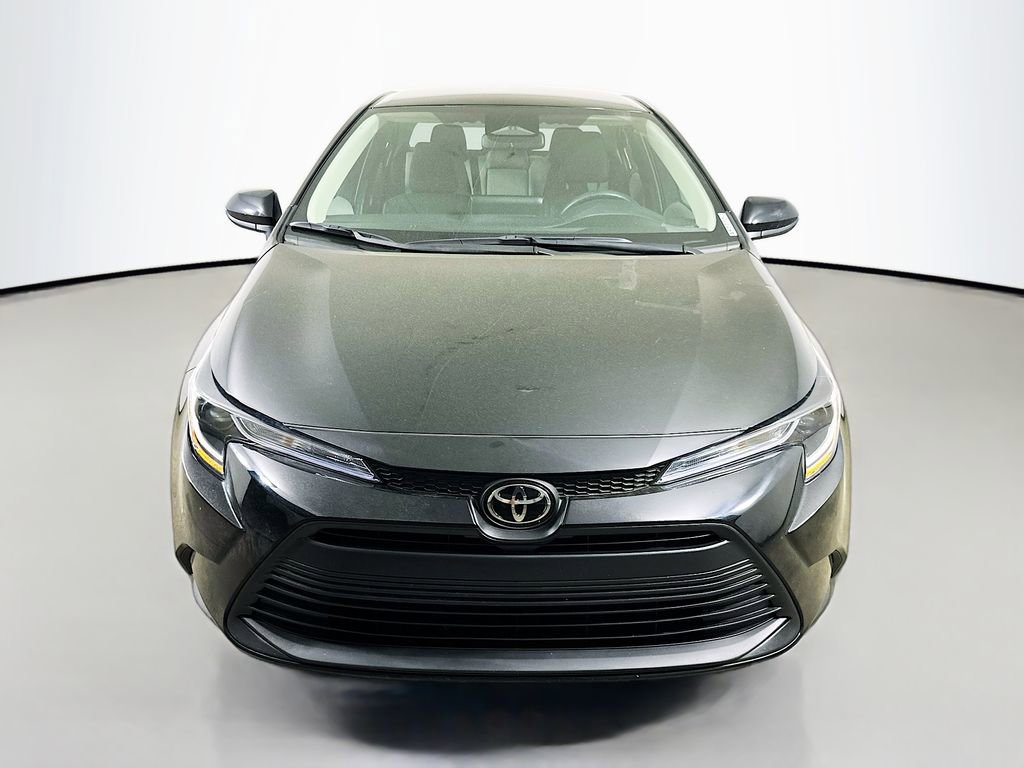 Used 2025 Toyota Corolla LE video 2