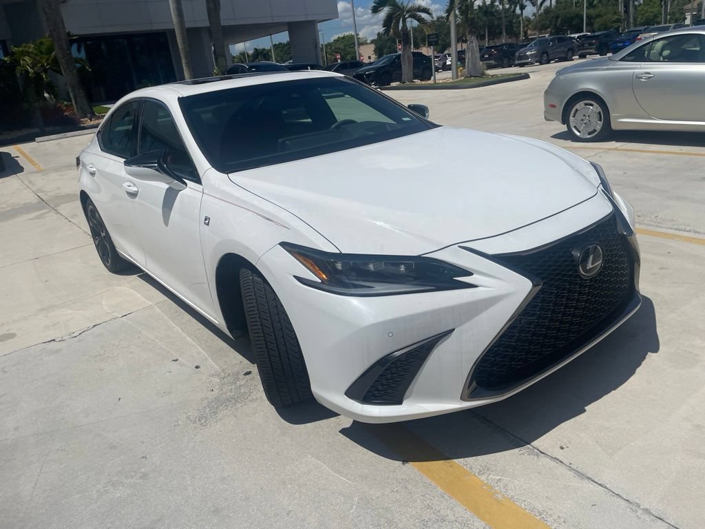 Certified 2023 Lexus ES 300h F Sport w/ Accessory Package (Z2)
