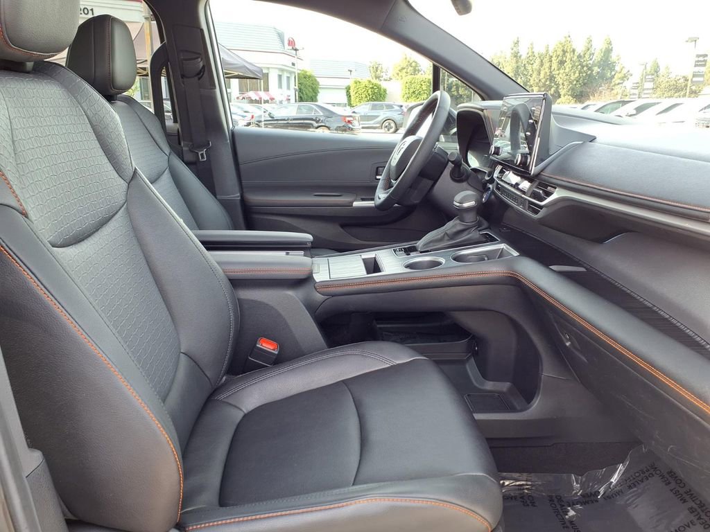 Used 2024 Toyota Sienna XSE image 10