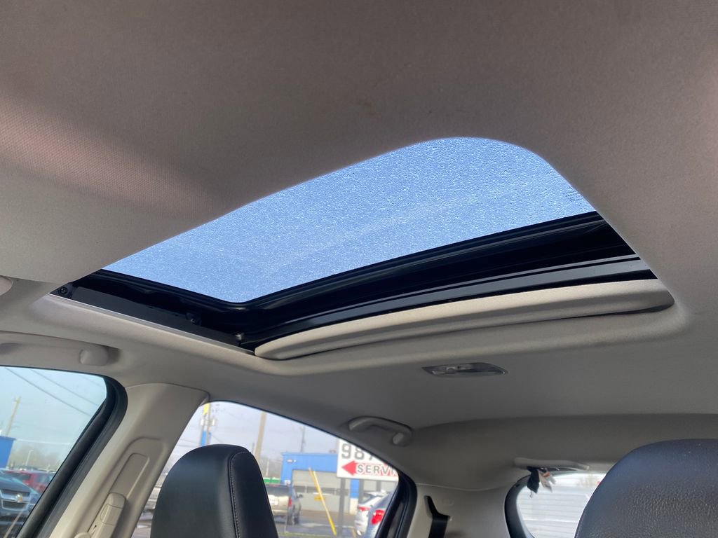 Used 2017 Honda HR-V EX-L image 12