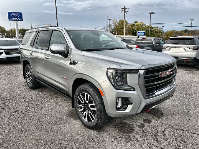 Used 2024 GMC Yukon AT4 w/ Technology Package AWD/4WD image 16
