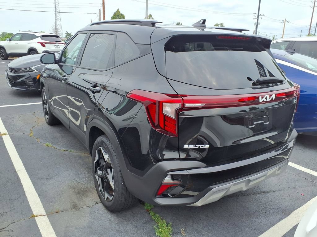 Used 2025 Kia Seltos S AWD/4WD image 20