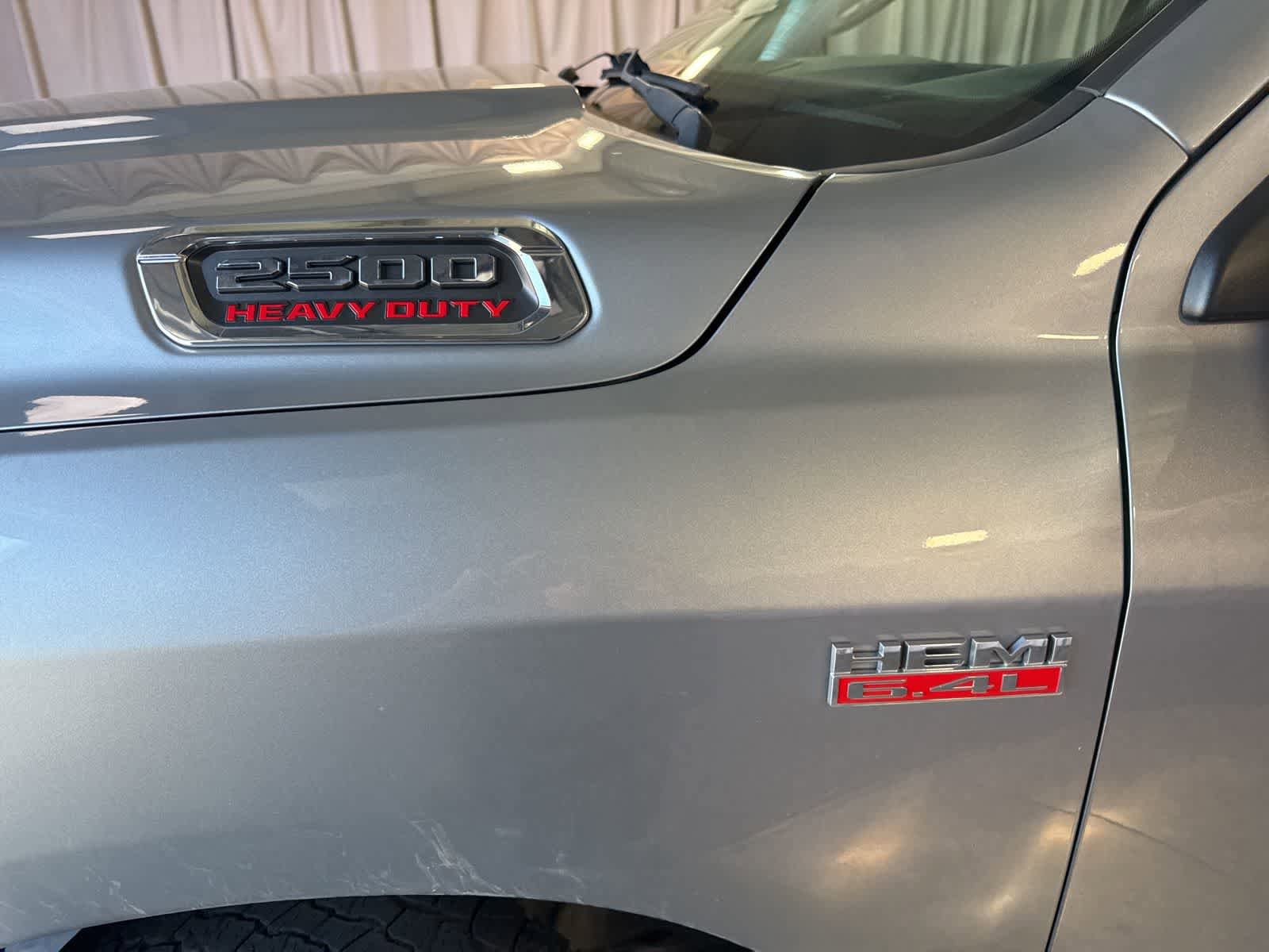 Used 2020 RAM 2500 Tradesman AWD/4WD image 9
