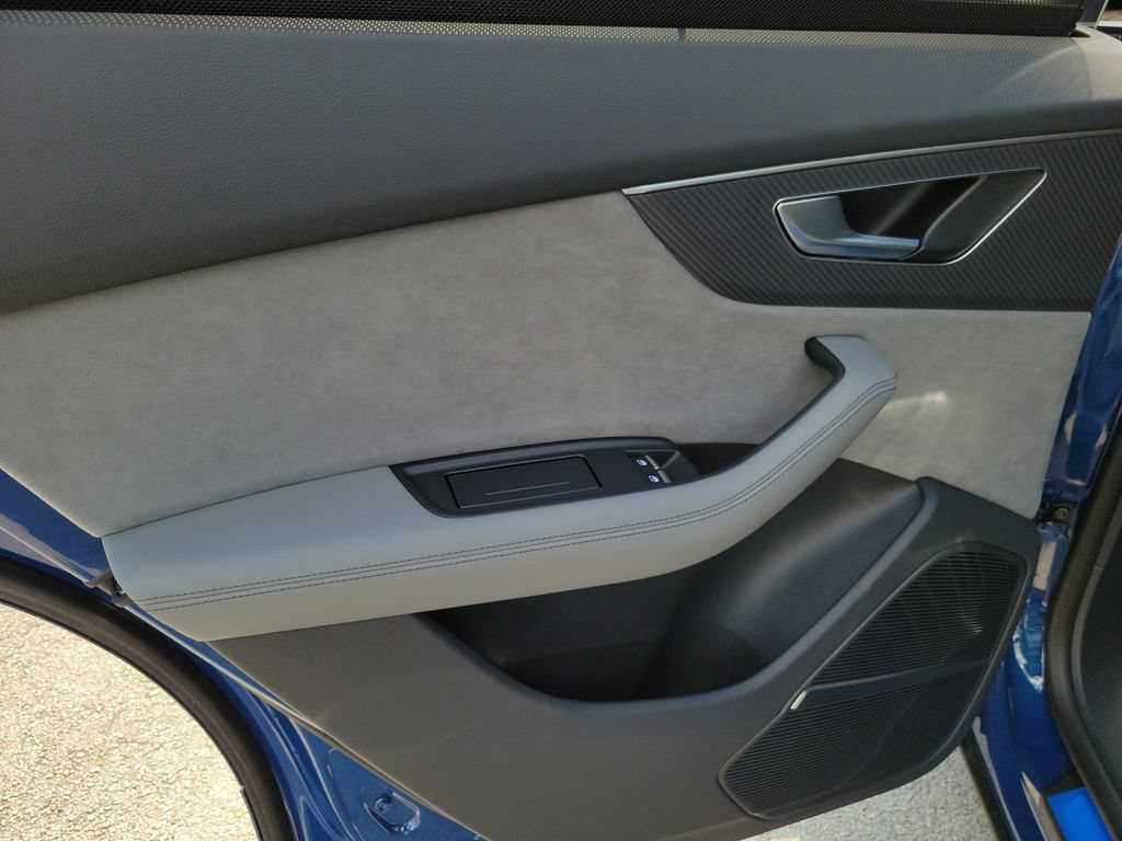 New 2026 Audi SQ8 Premium Plus AWD/4WD image 27
