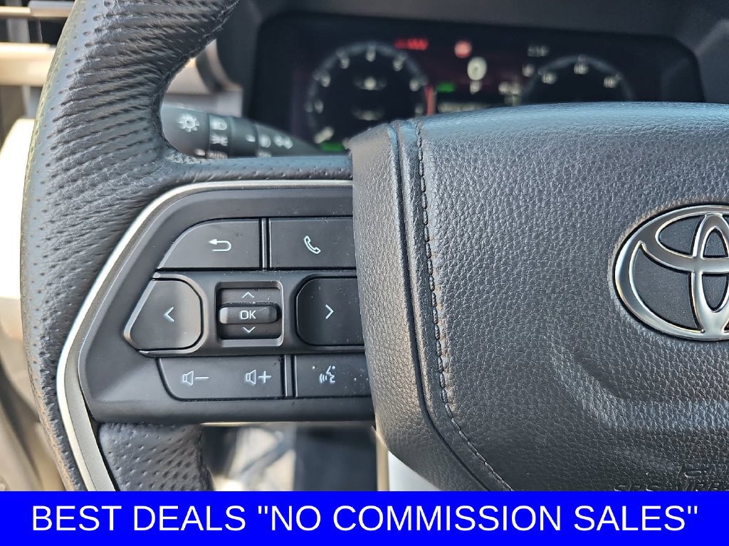 Used 2025 Toyota Tacoma 4x4 Double Cab Hybrid image 16