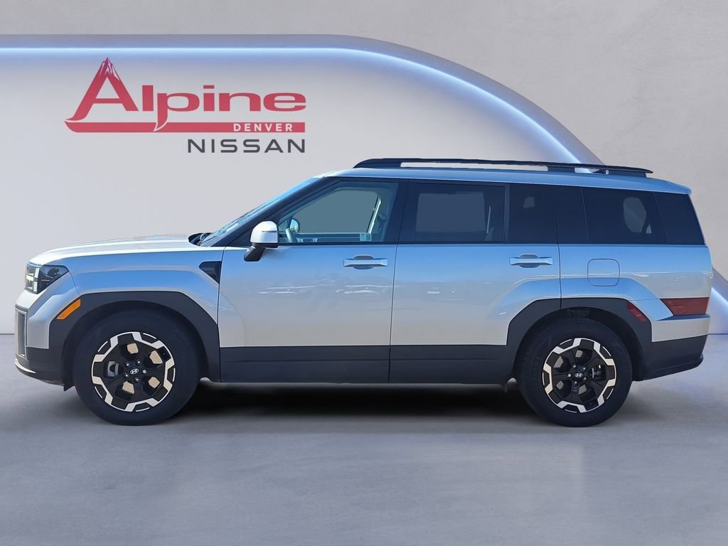 Used 2024 Hyundai Santa Fe SEL image 2