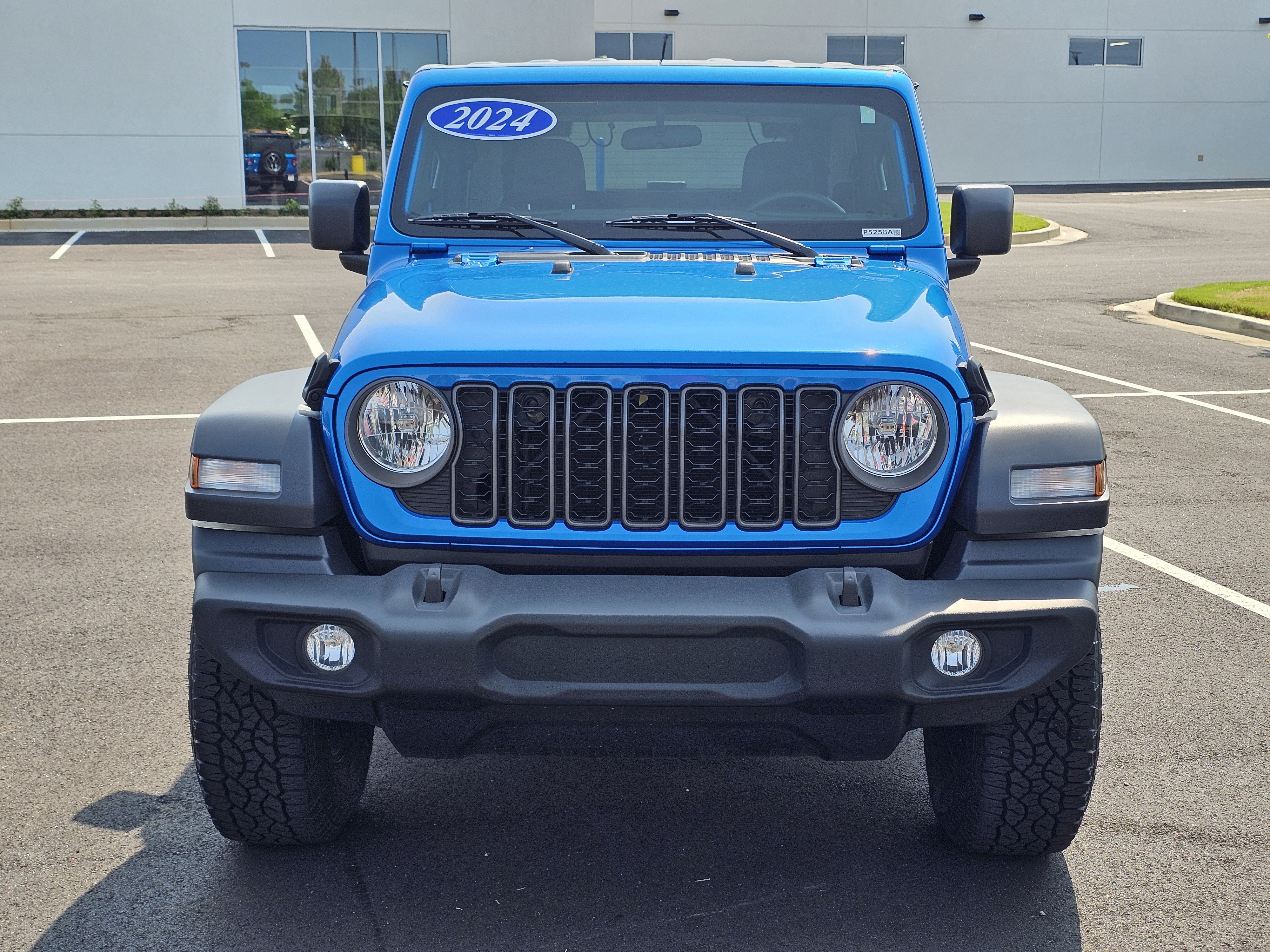 Used 2024 Jeep Wrangler Sport AWD/4WD image 3