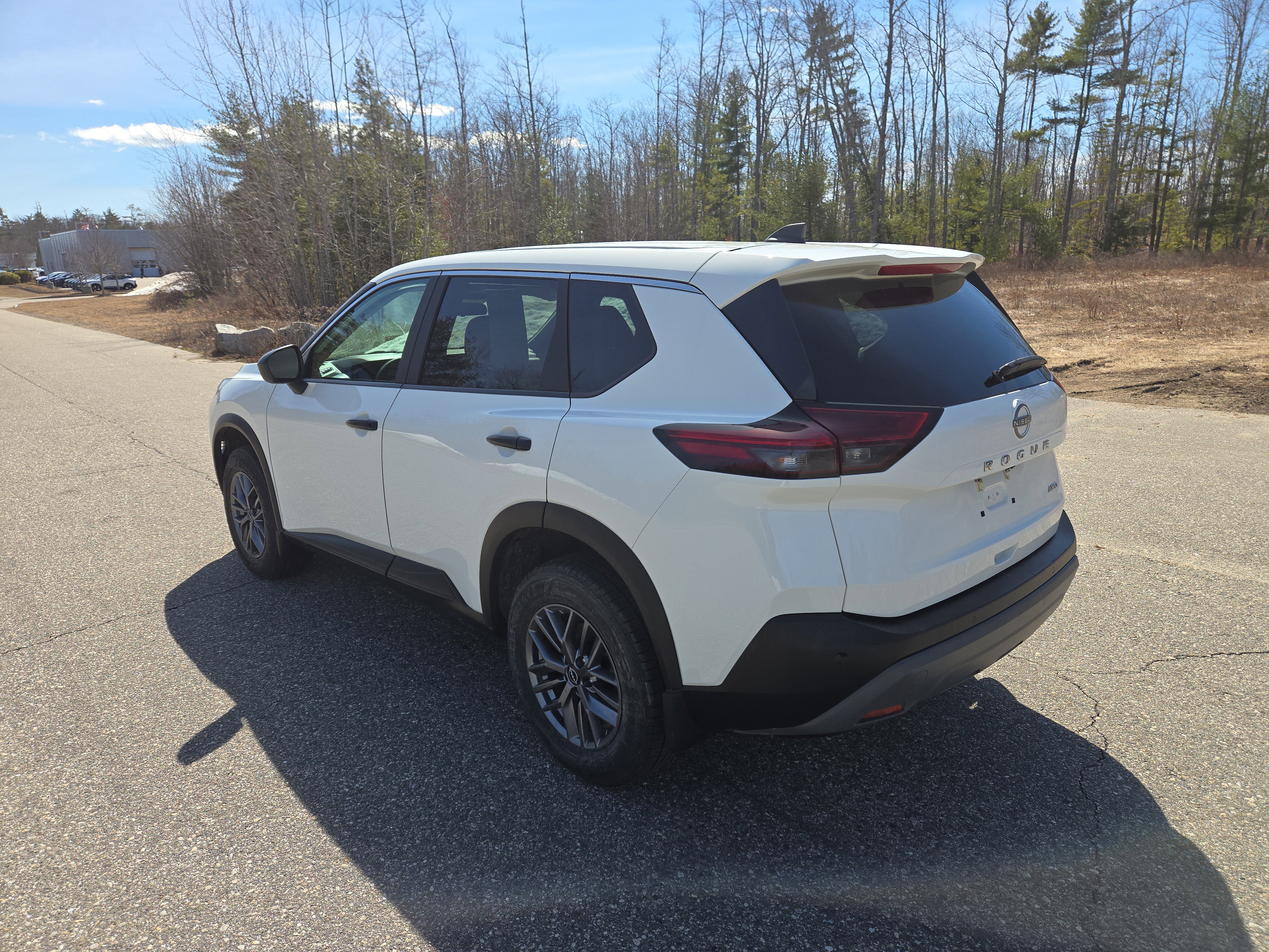 Used 2023 Nissan Rogue S image 7