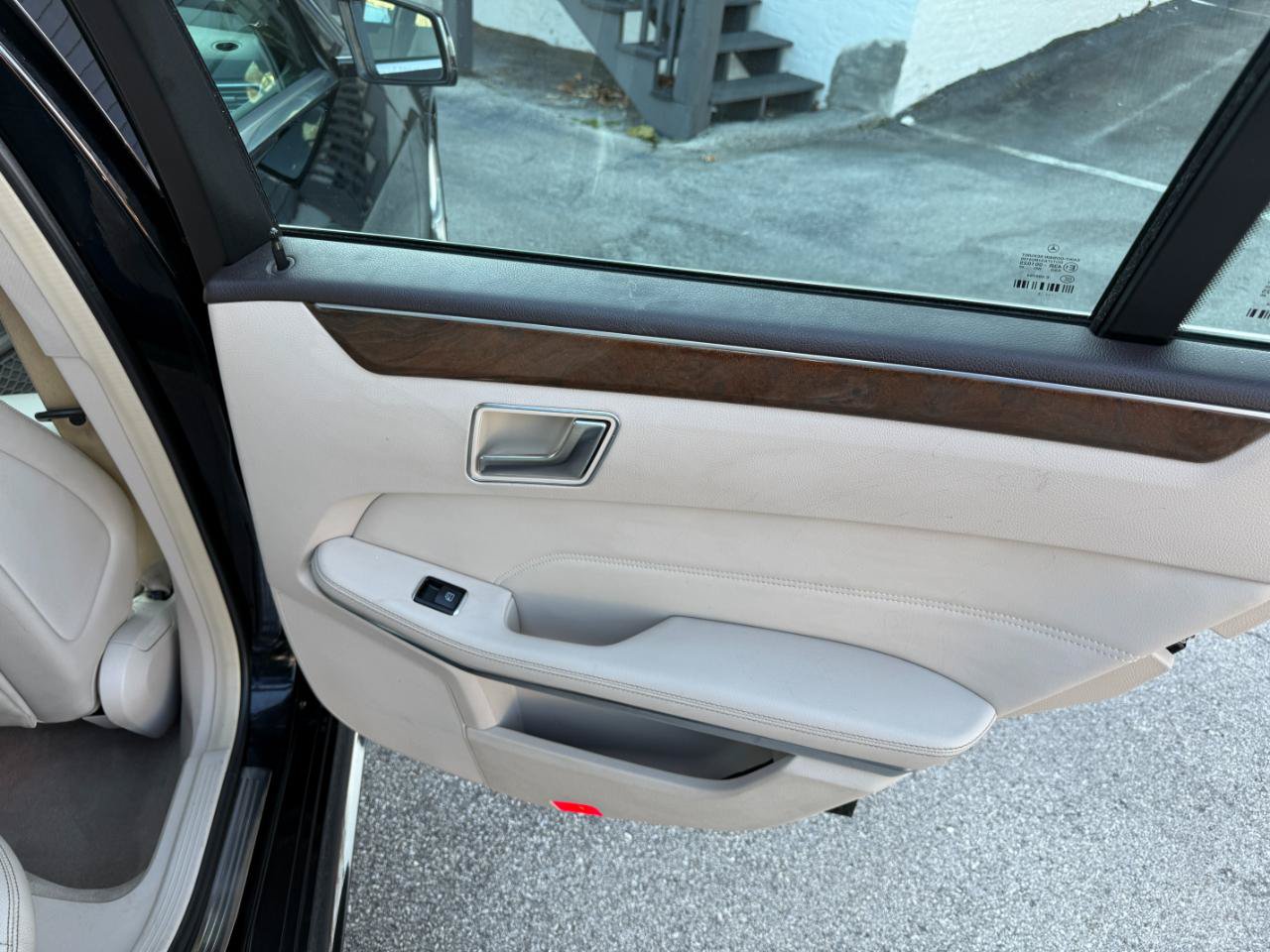 Used 2014 Mercedes-Benz E 350 4MATIC Sedan image 51