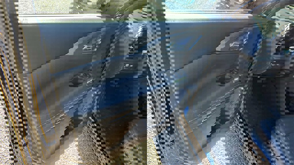 New 2026 Chevrolet Traverse LT image 11