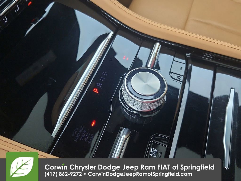 Used 2023 Jeep Grand Cherokee Summit image 27