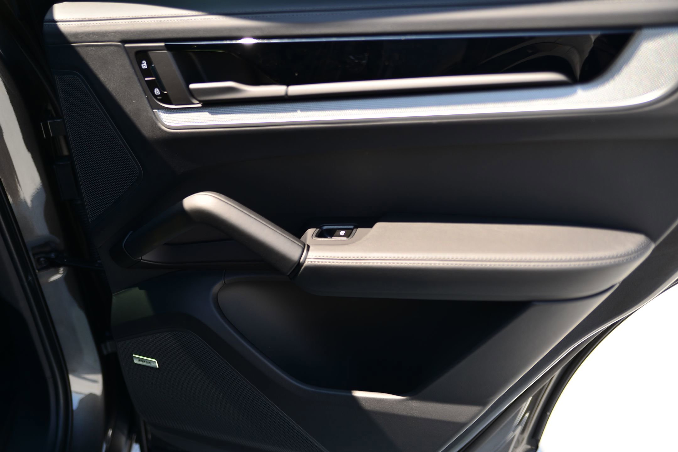 Used 2026 Porsche Cayenne S image 26