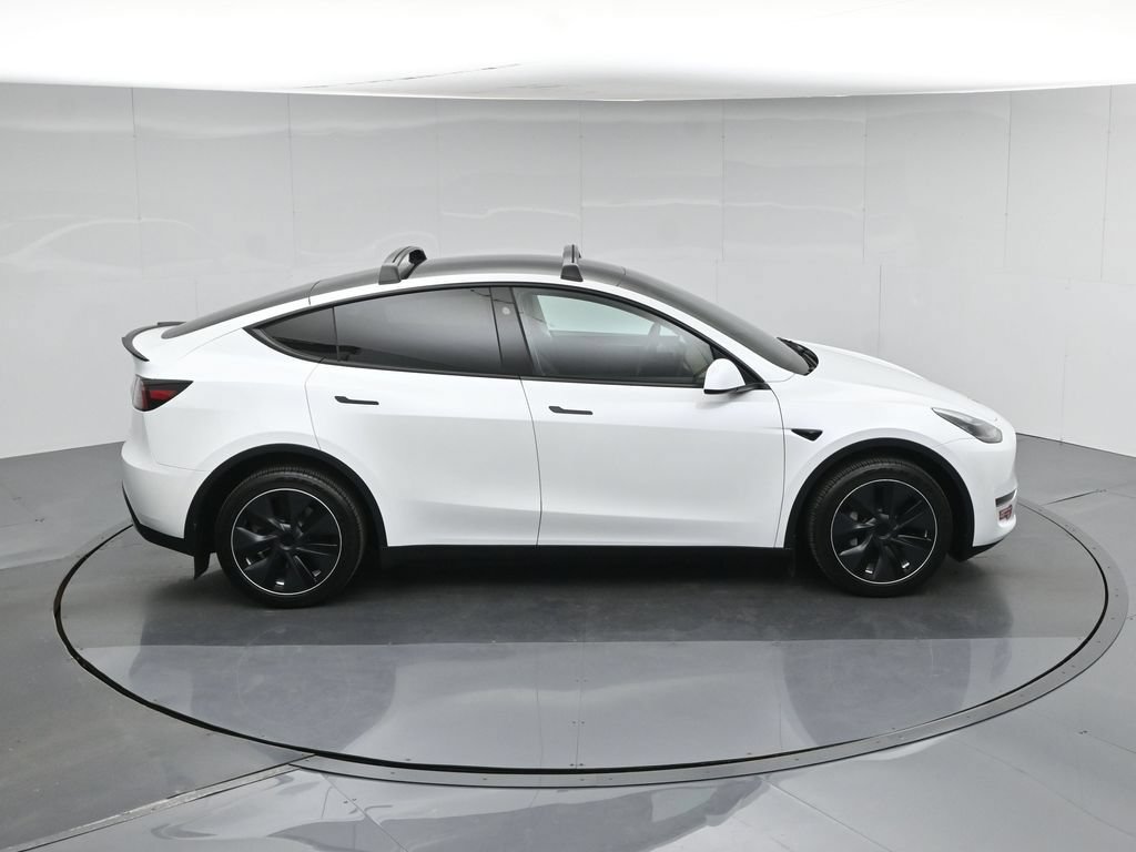Used 2023 Tesla Model Y Long Range AWD/4WD image 36