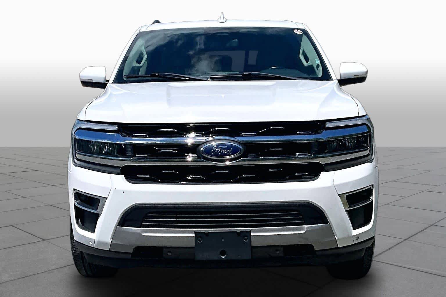 Used 2023 Ford Expedition Max Limited AWD/4WD image 4