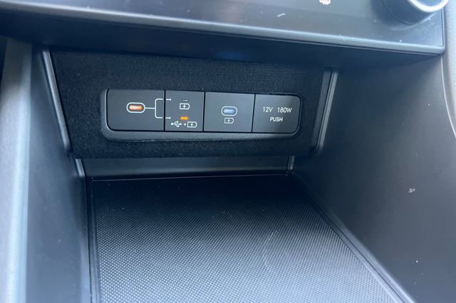 Used 2025 Hyundai Sonata SEL FWD image 38