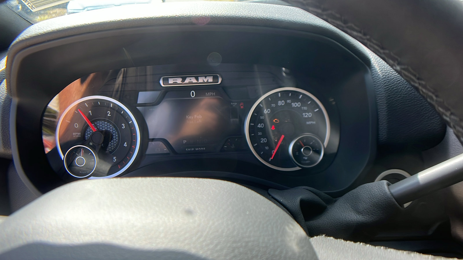 New 2025 RAM 5500 4x4 Regular Cab image 24