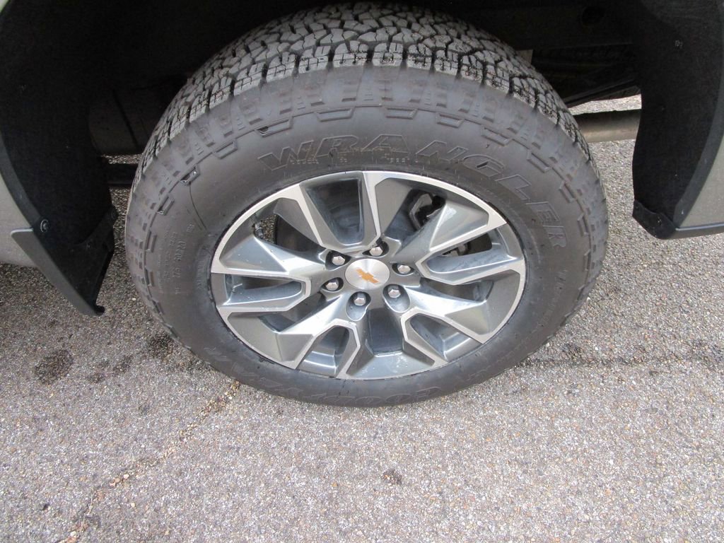 New 2026 Chevrolet Silverado 1500 LT image 15