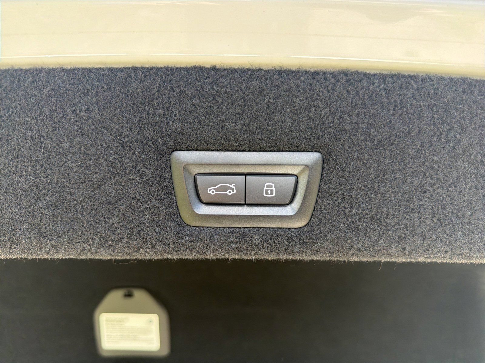 Used 2023 BMW 740i RWD image 13